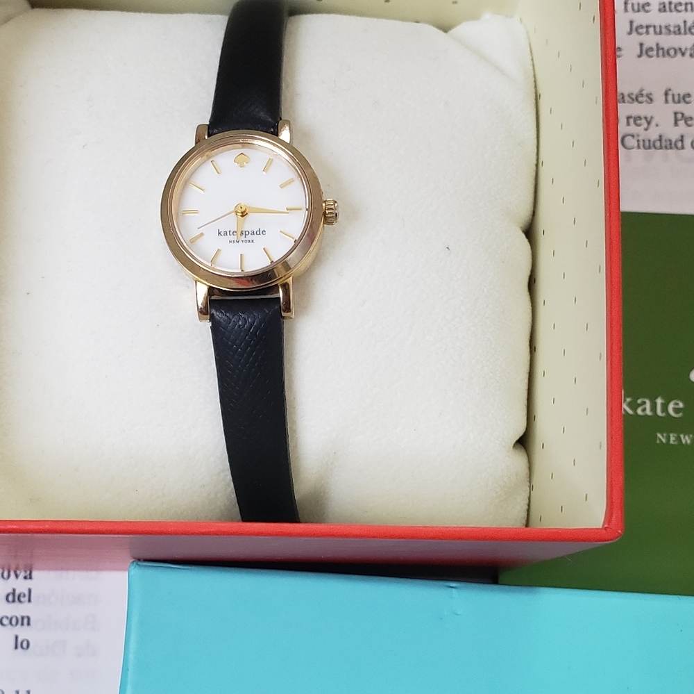 Kate Spade Women's Tiny Metro Black Leather Watch